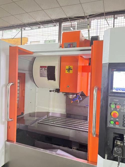 欧佺850L加工中心 德国进口线轨与三菱M80系统的完美结合